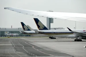 Singapore Airlines aircraft as the carrier reports Q3 earnings and record revenue