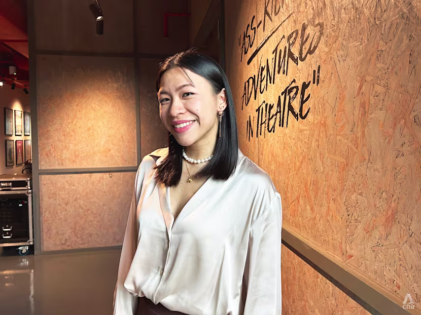 Nathania Ong as Elle Woods in Legally Blonde musical