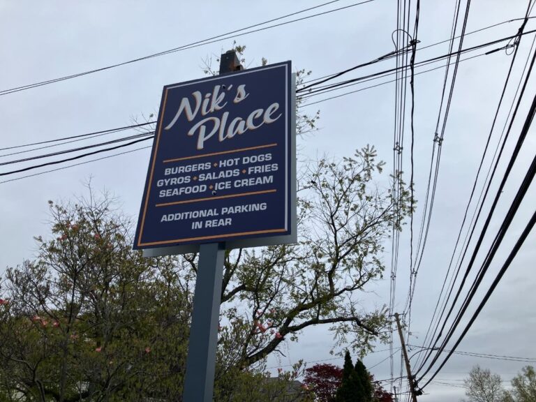 Nik's Place Returns: East Norwalk's Beloved Food Stand to Reopen After Two-Year Closure