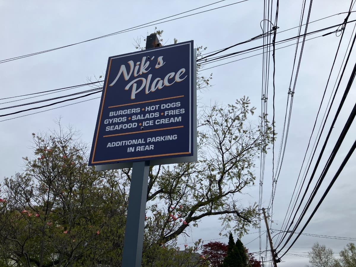Nik's Place Returns: East Norwalk's Beloved Food Stand to Reopen After Two-Year Closure