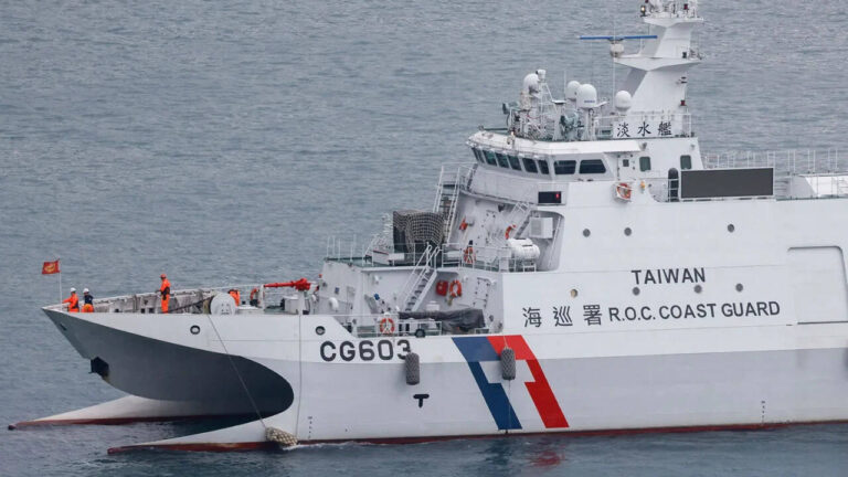 Taiwan Tracks Six Chinese Naval Vessels Circling Its Waters for Second Consecutive Day