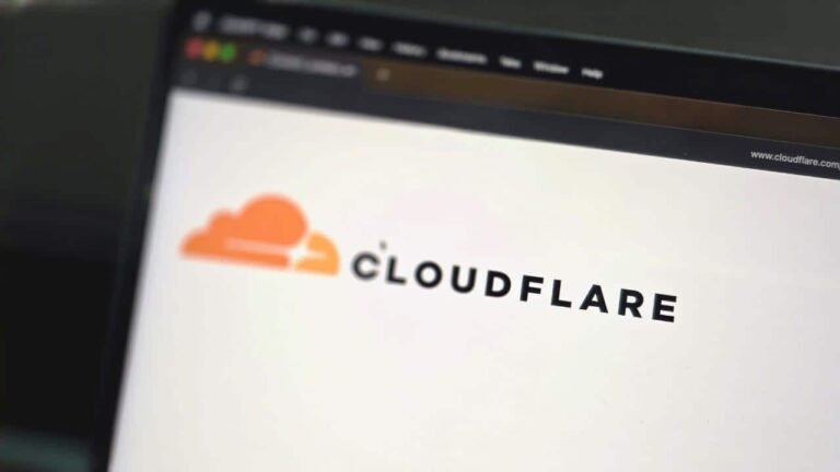 Bots Now Outnumber Humans in Web Traffic, Cloudflare Data and Singapore Is Among the Leaders