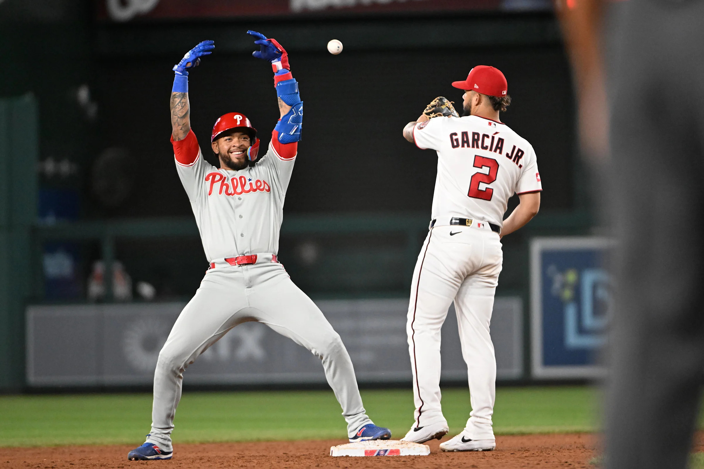 Phillies Erupt for Eight Runs in Ninth Inning to Stun Nationals 14-9