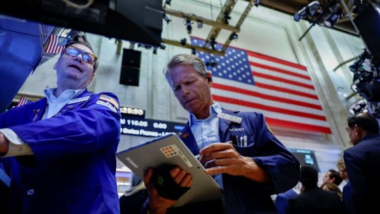 AI Debt Fears Shake Global Markets as Tech Rout Loses Momentum in the West